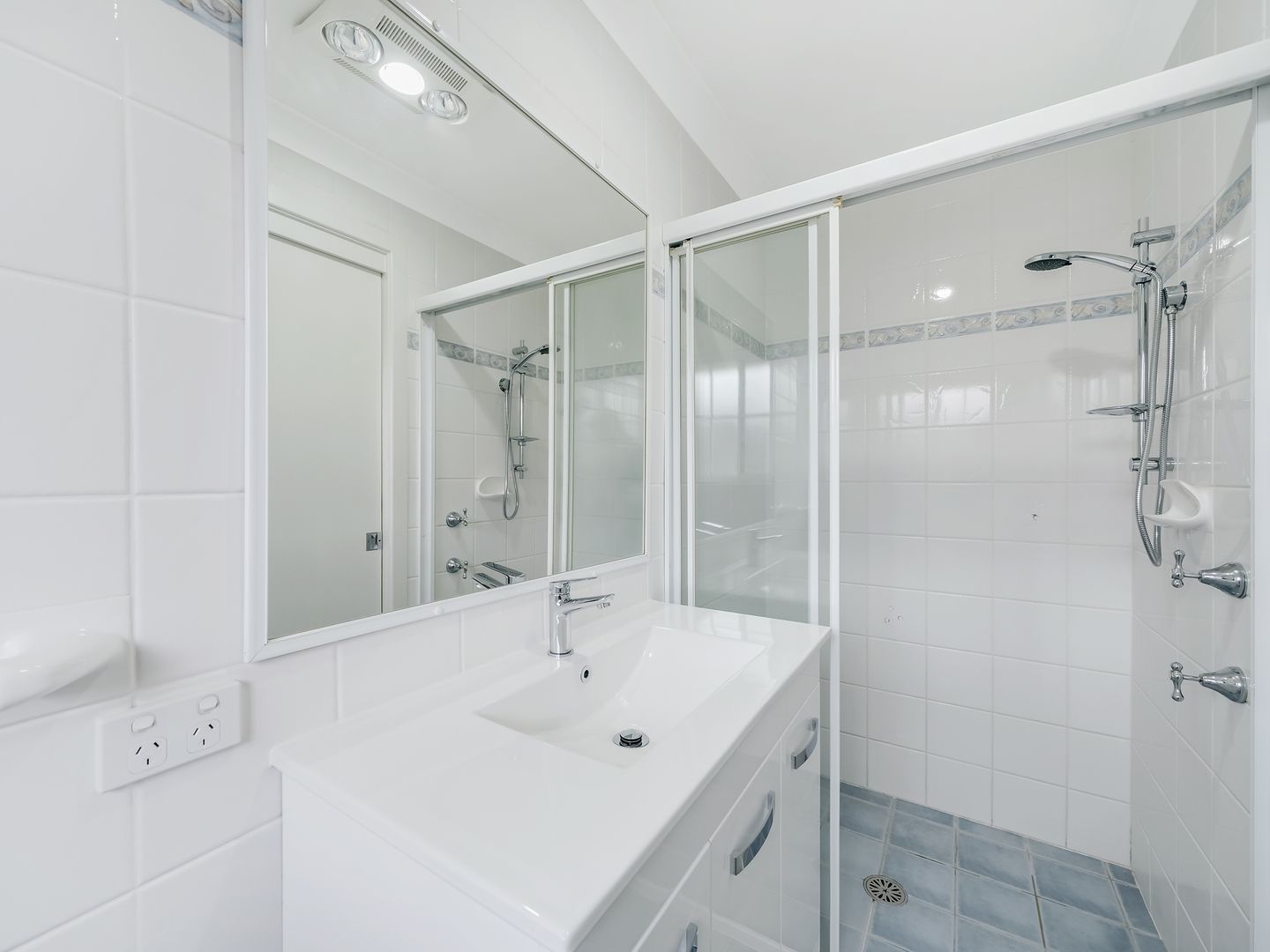 223/1 Cape Hawke Drive, Forster