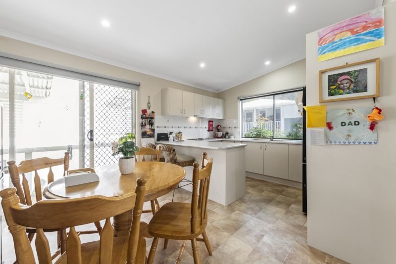 Stylish Living with Tranquil Bushland Views