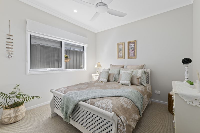 Light-Filled Design Meets Effortless Style