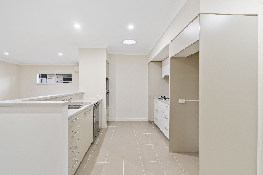 143/100 Gilchrist Drive, Campbelltown