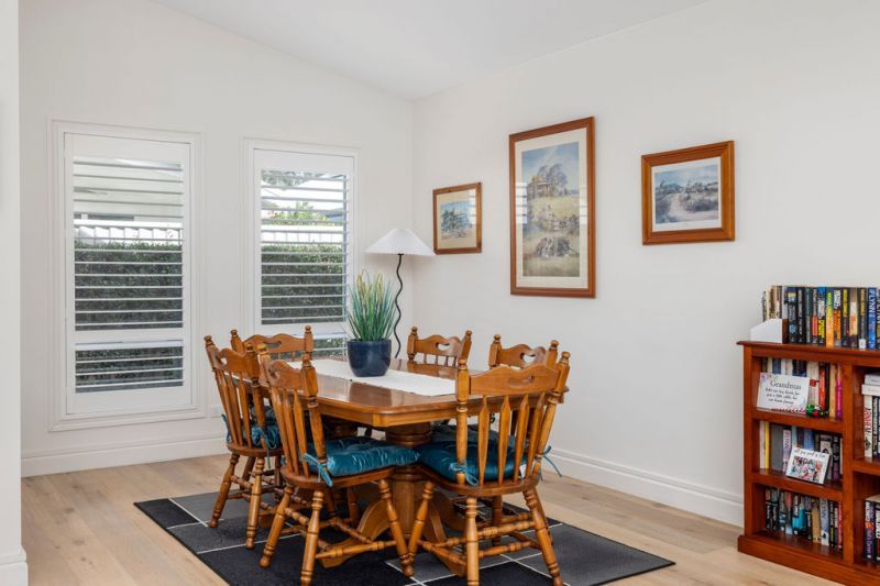 Spacious, Private Retreat with Tranquil Alfresco