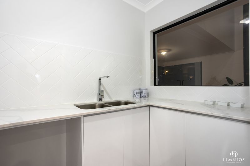 Seaside Living At It's Best!