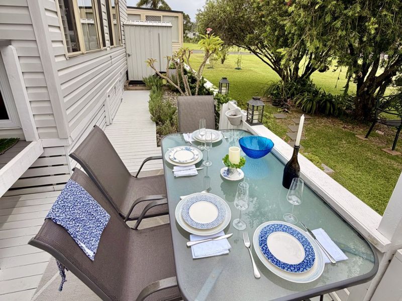 Stylish Living with Stunning Outlook