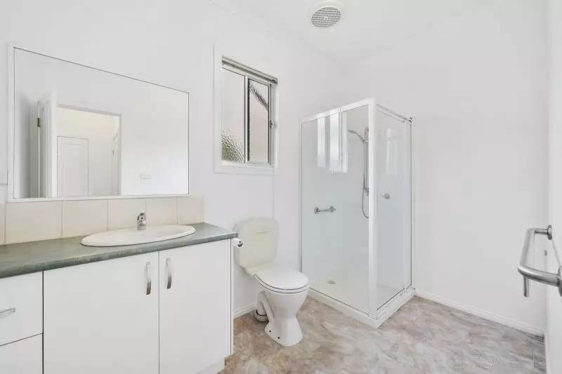 Delightful One-Bedroom Cottage