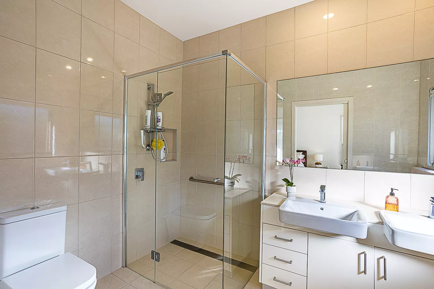 Matisse II- by Palm Lake Resort Tea Gardens