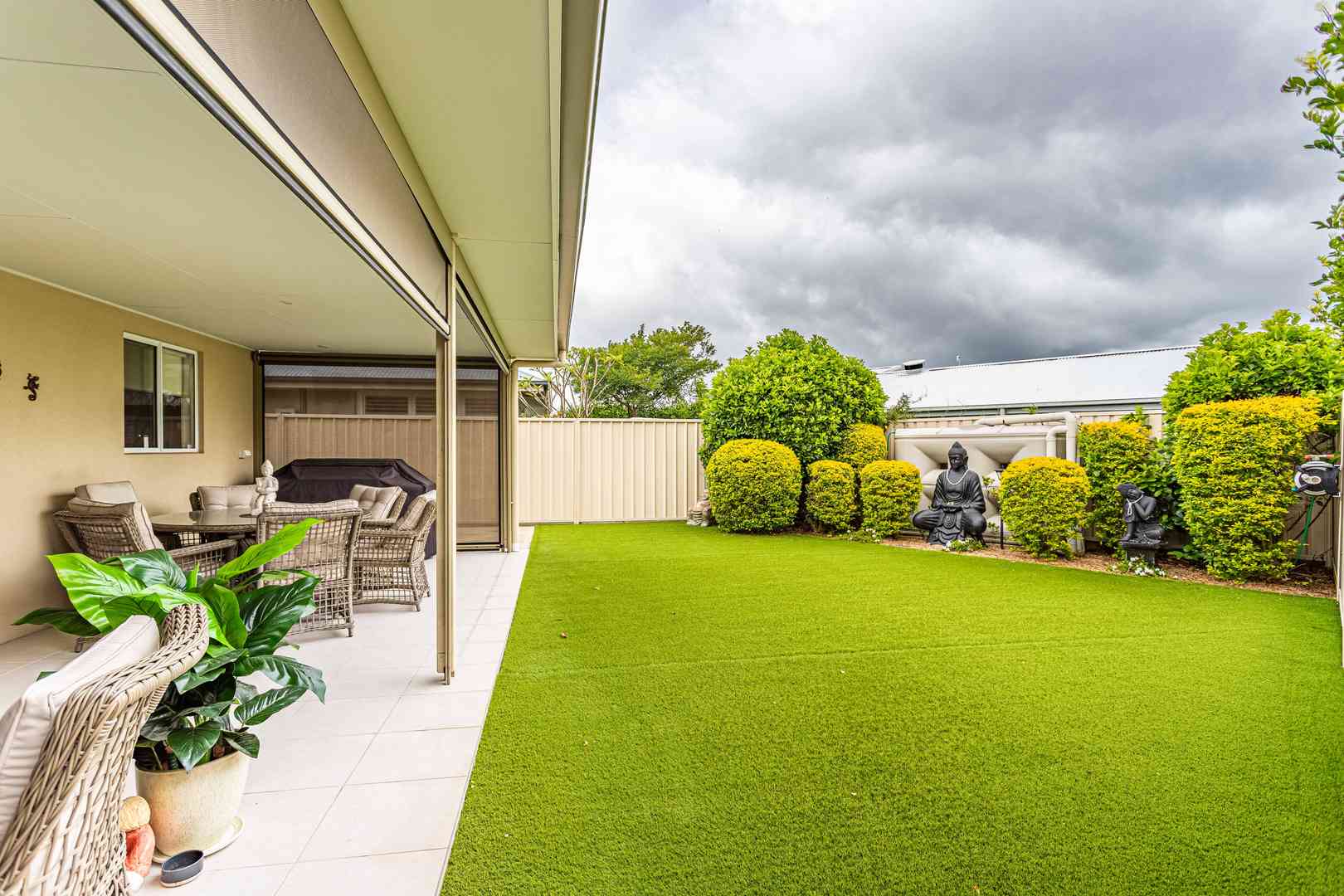 Palm Lake Resort Fern Bay - Immaculately presented