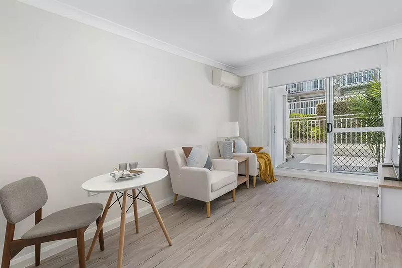 Stunningly refurbished one bedroom serviced apartment with separate bedroom and ensuite plus kitchenette and balcony