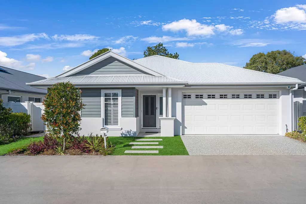 Palm Lake Resort Beachmere Bay