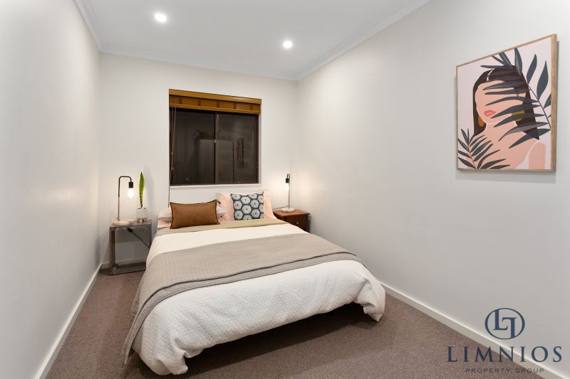 Premiere Location and Lifestyle!!