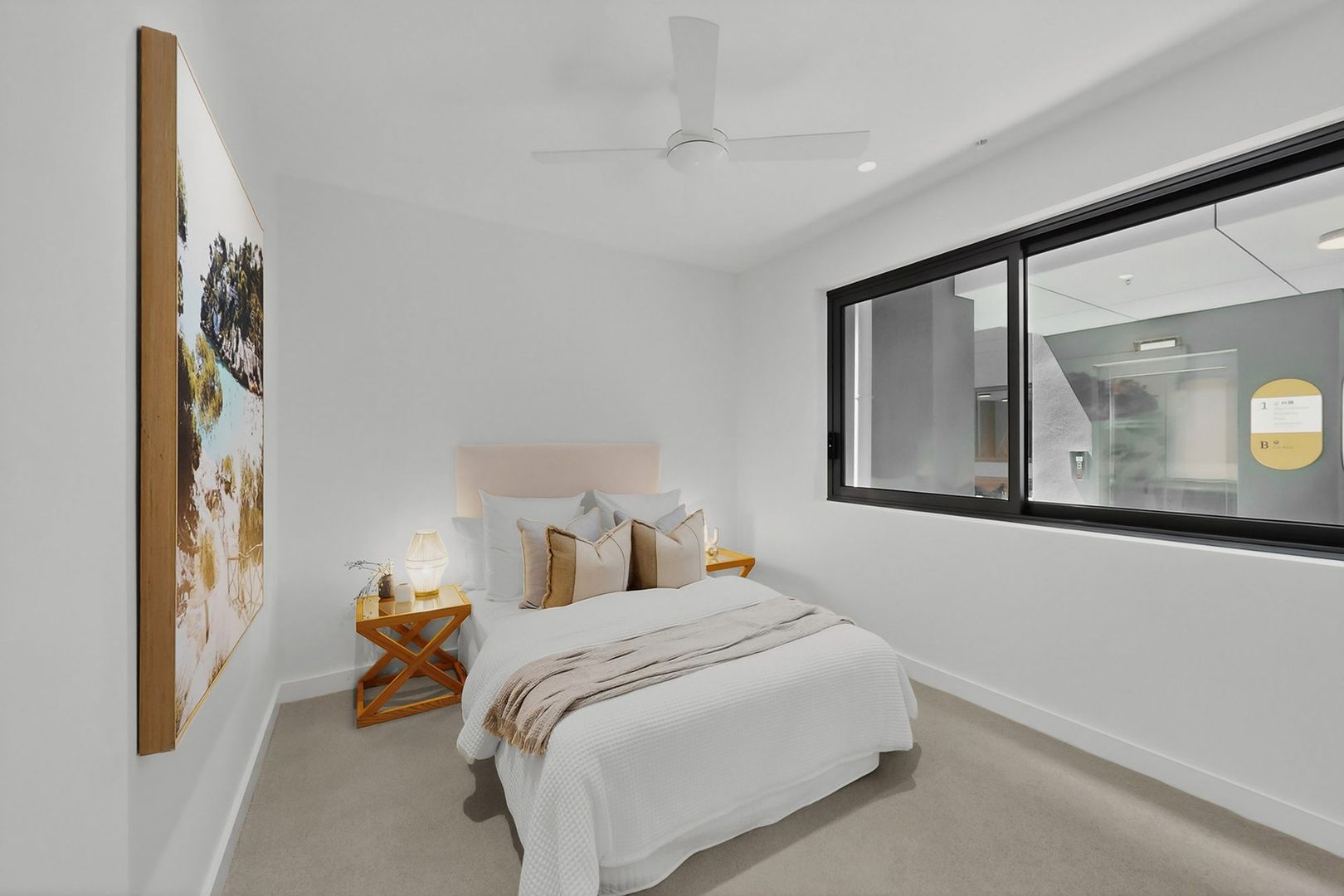 Coastal Apartment with Resort‑Style Amenities