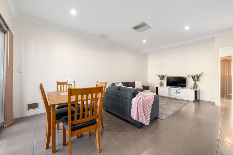 Spacious, Easy Maintenance Family Home!