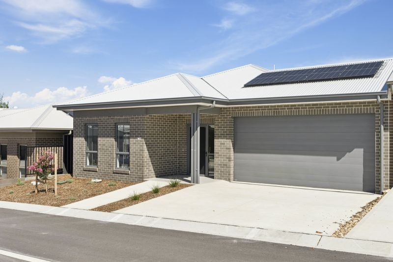 Brand-New Villa Living