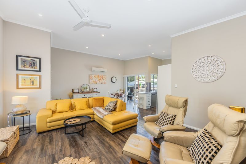 Stylish & Spacious - Two Bedroom Retreat