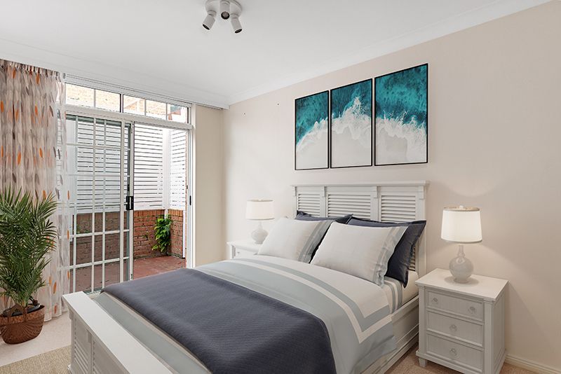 Immaculately maintained 3 bedroom unit with modern look overlooking stunning gardens