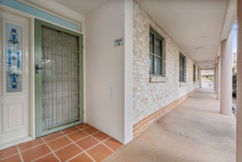 Open plan living with garden outlook