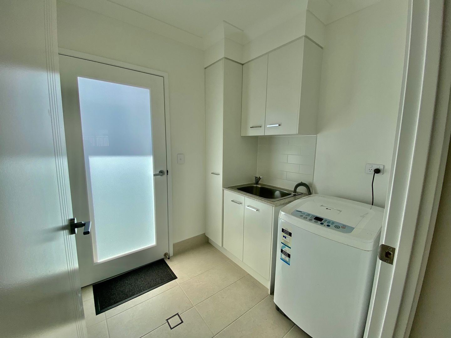 THE HOME YOU HAVE BEEN WAITING FOR - FLAME TREE RV Home 402