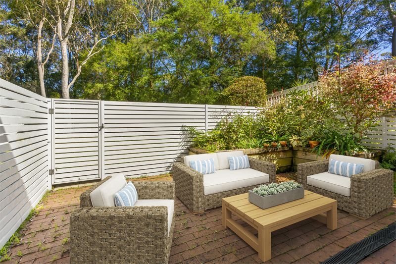 Newly renovated ground floor unit with easy access, large rear courtyard, close to the clubhouse.