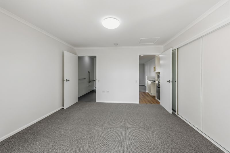 Independent Living  Unit with Kitchenette - Couples
Rent in a Seniors Living Community