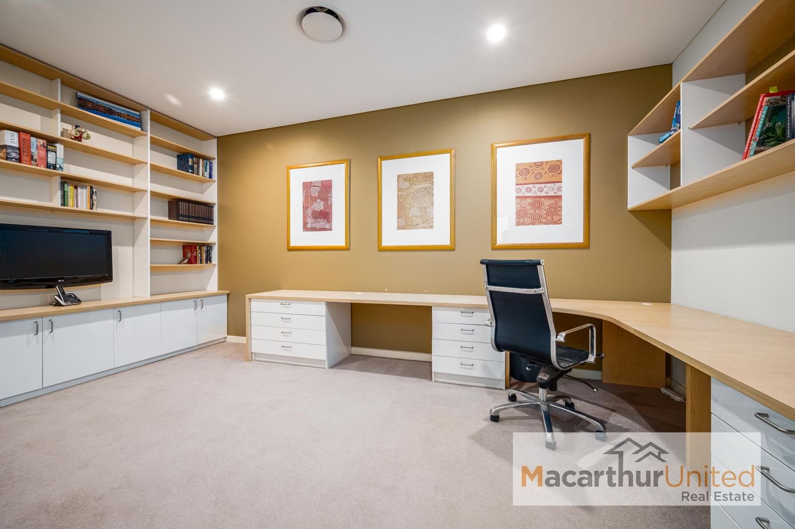 OH, WHAT A BEAUTY!!! SUN-SOAKED VILLA NOW AVAILABLE!