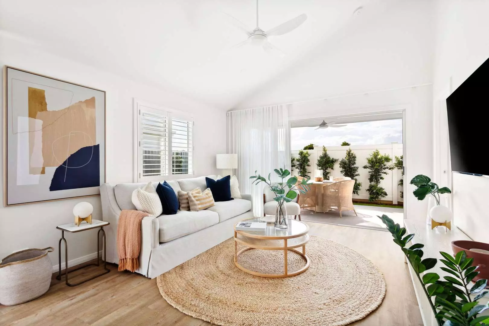 Clifton Taree - A beautiful 2-bed + study home in a gated community  