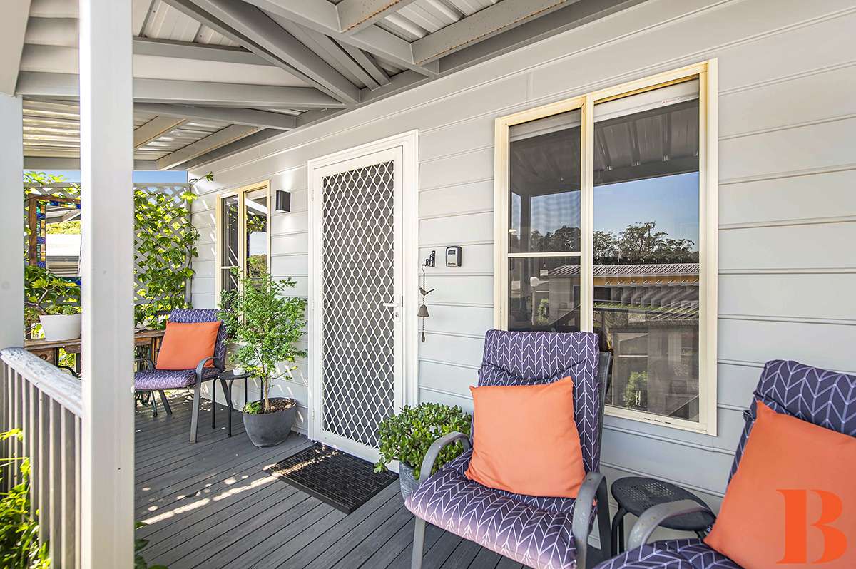 Extensive Renovation - Minutes walk to Swimming Pool and Community Centre