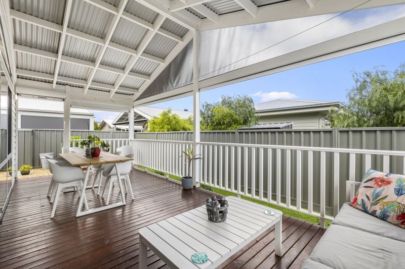 Light Filled Home with Modern Comforts!