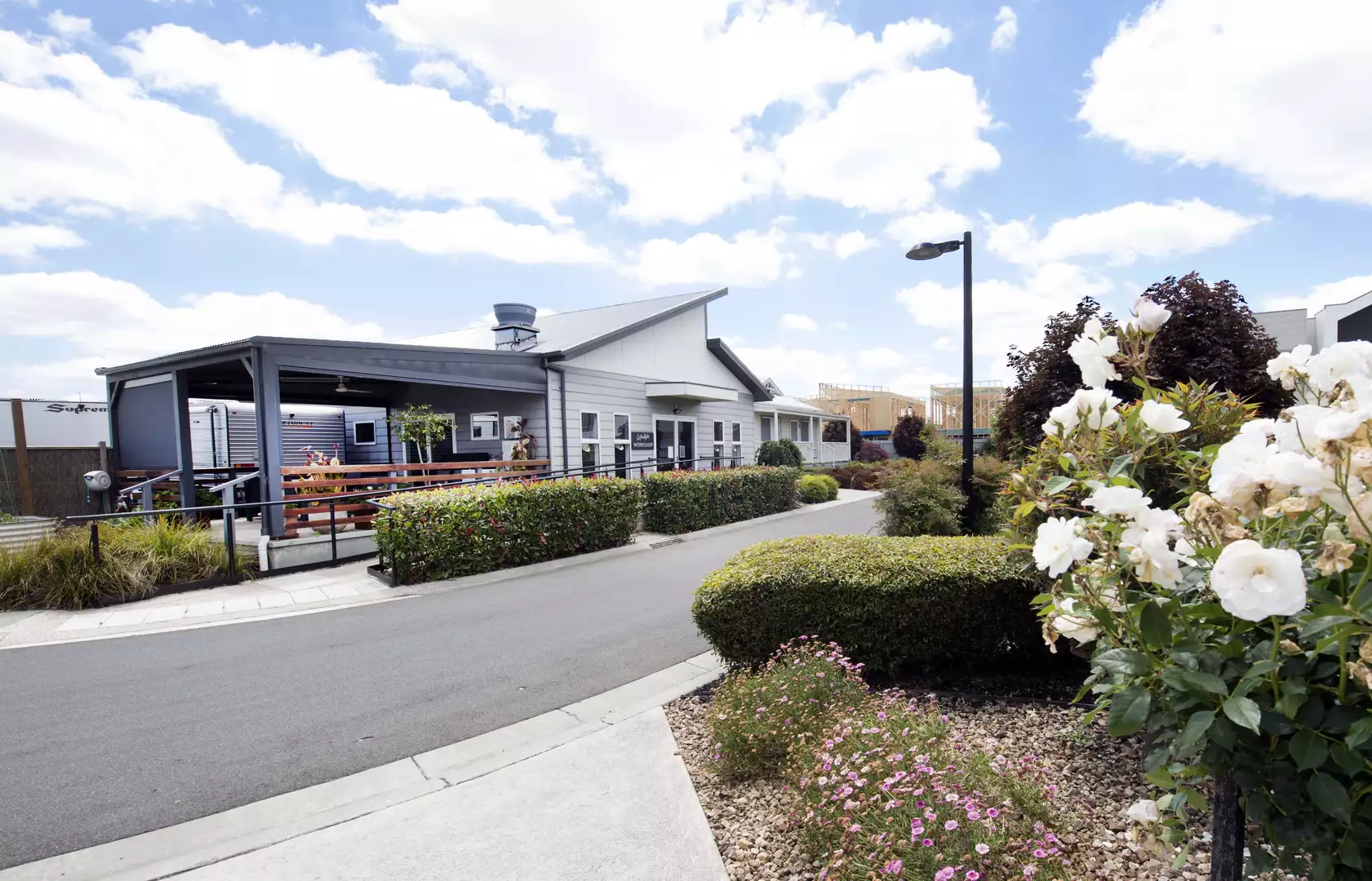 Lifestyle Lyndarum - Live your best life with everything you need on your doorstep. Downsize to the laid-back lifestyle of your dreams.