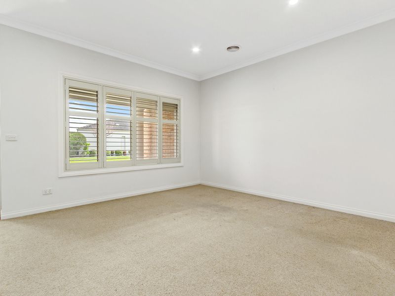 Refreshed Villa with Superb Alfresco Living Space