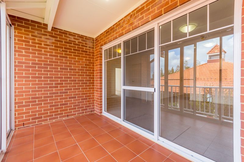 ARCADIA WATERS SWANBOURNE - Overlooks our Beautiful Gardens