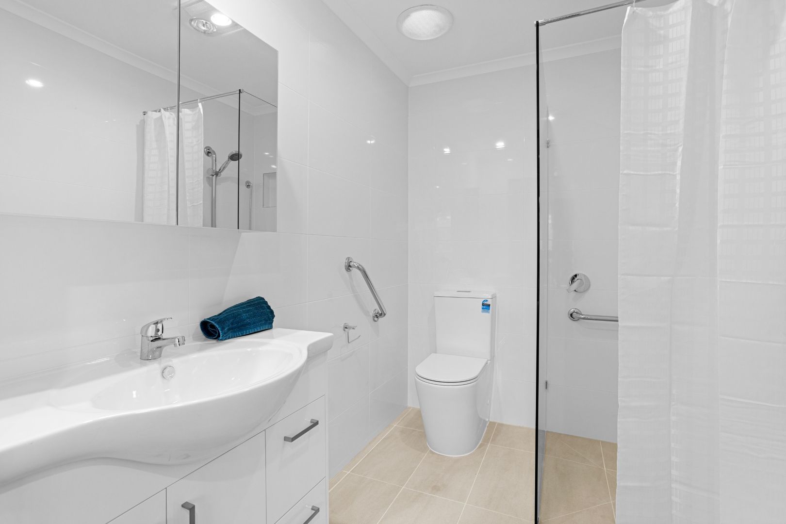 6/104 Country Club Drive Safety Beach, VIC 3936