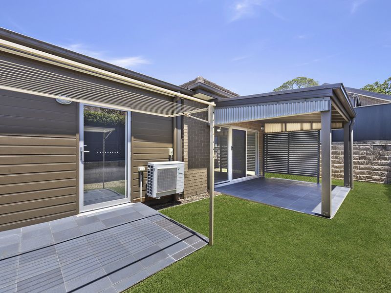 Modern Villa with Garden Retreat