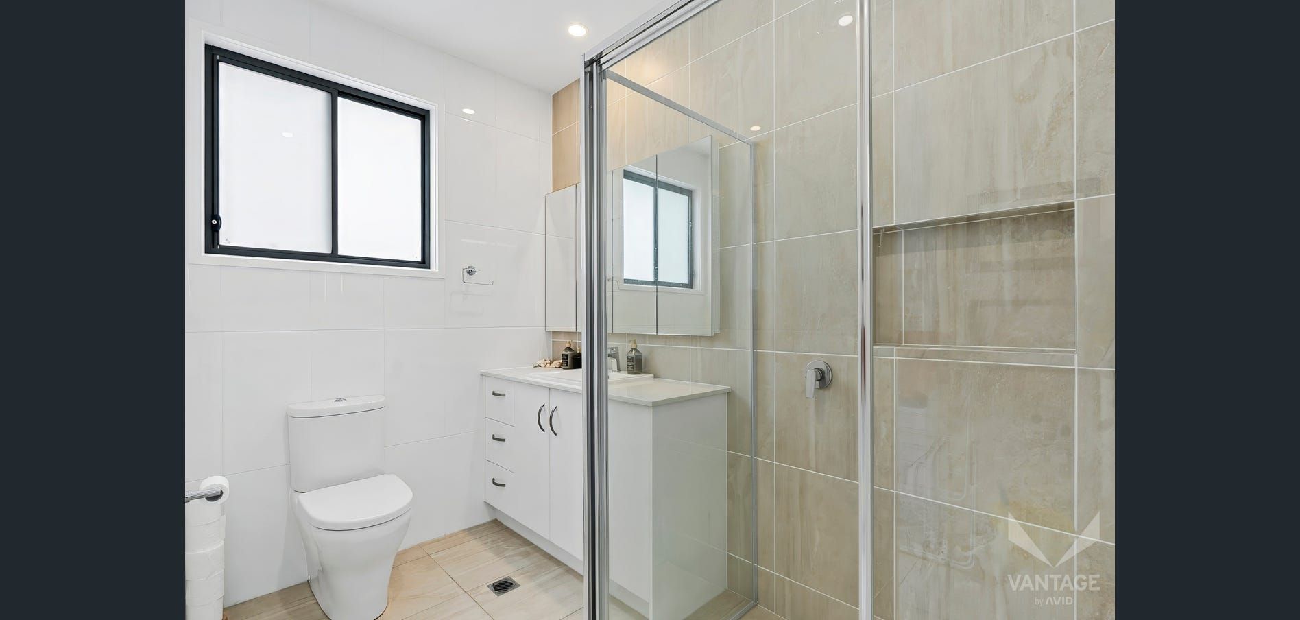 2 bed home in Luxury over 50s community