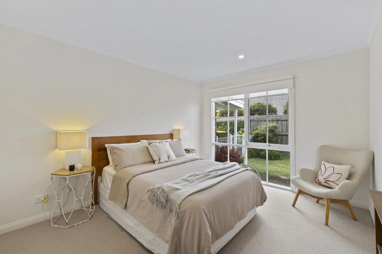 Totally upgraded Unit with Garden Outlook