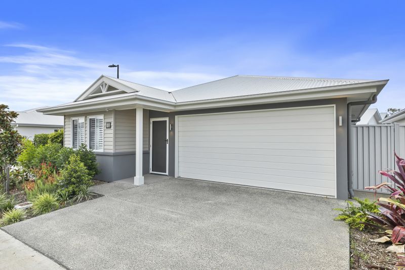 Vibrant, Stylish Living – Move in Ready!