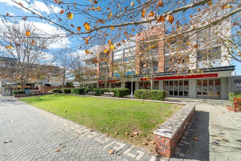 Contemporary Luxury Lifestyle!