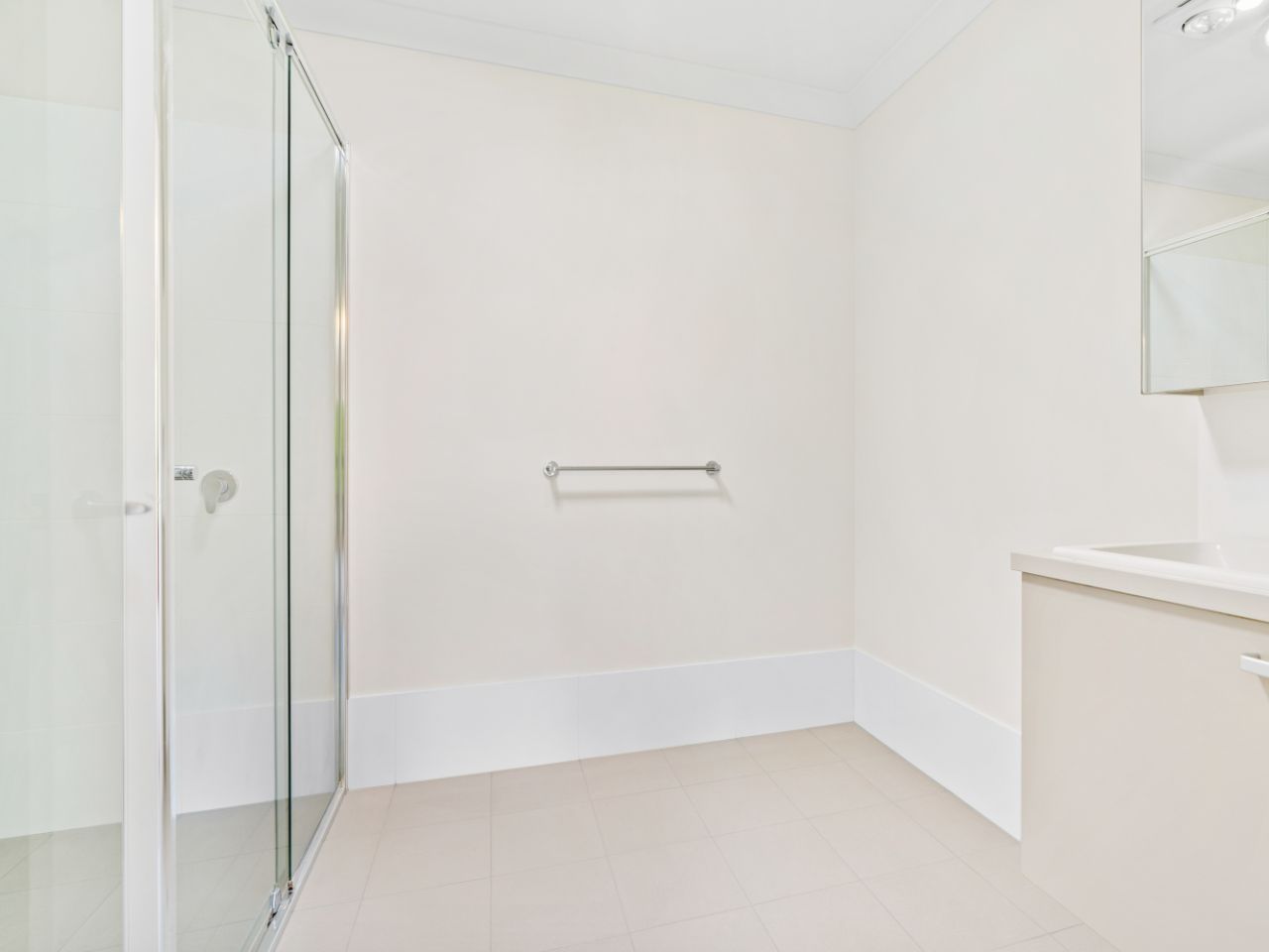 179/100 Gilchrist Drive, Campbelltown