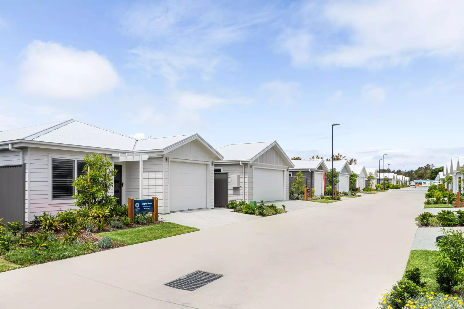 Clifton Yamba |Strawberry Fields | 2 bedroom home | Site #86 - Ready for Spring!