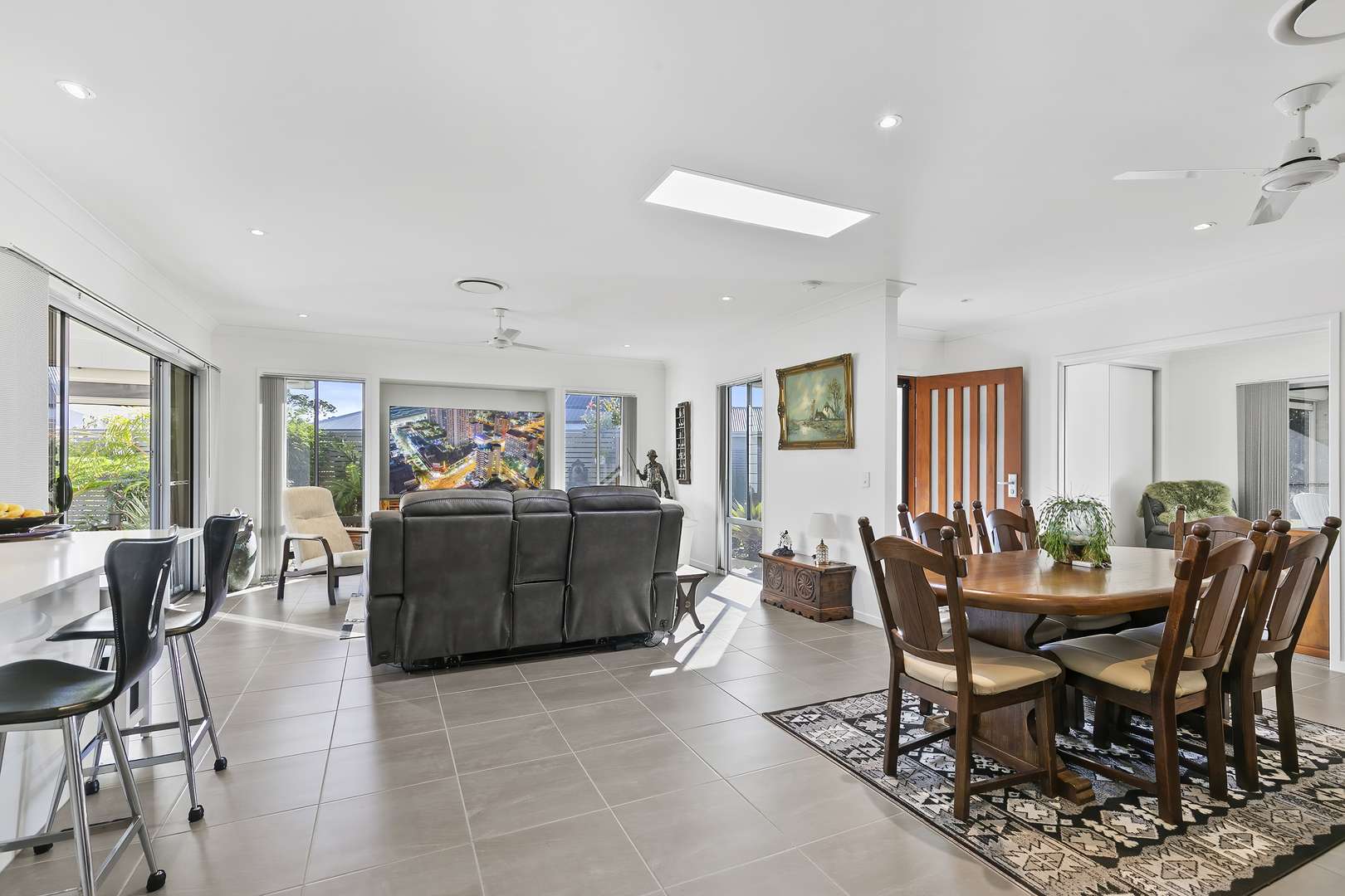 Halcyon Glades - Perfect move in ready home!