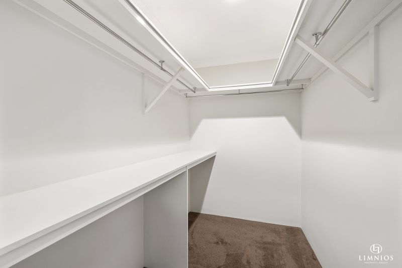 Stylish and Spacious Family Home on a big Land!