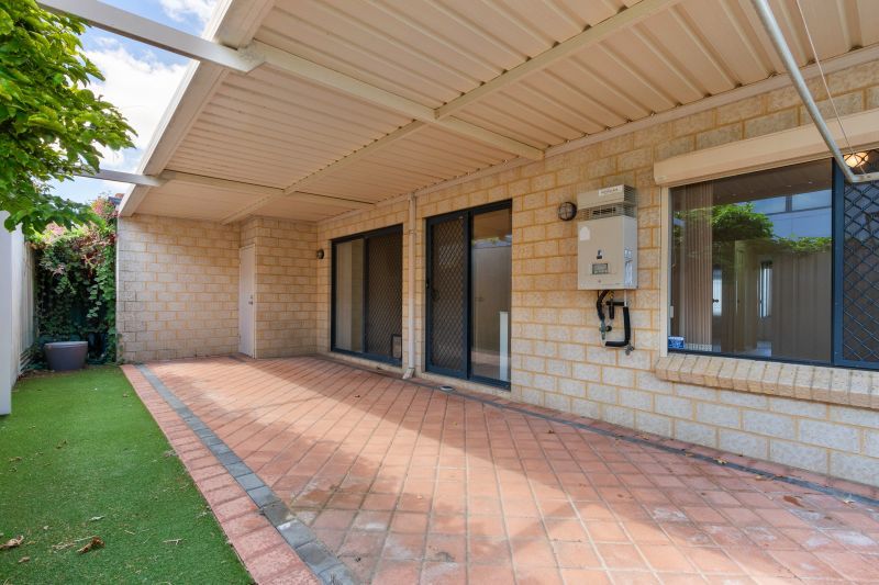 Easy Living Family Home!