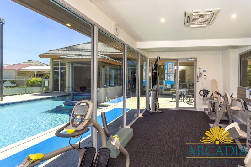 ARCADIA WATERS MADDINGTON - *** WOW LOOK AT THIS PRICE ***