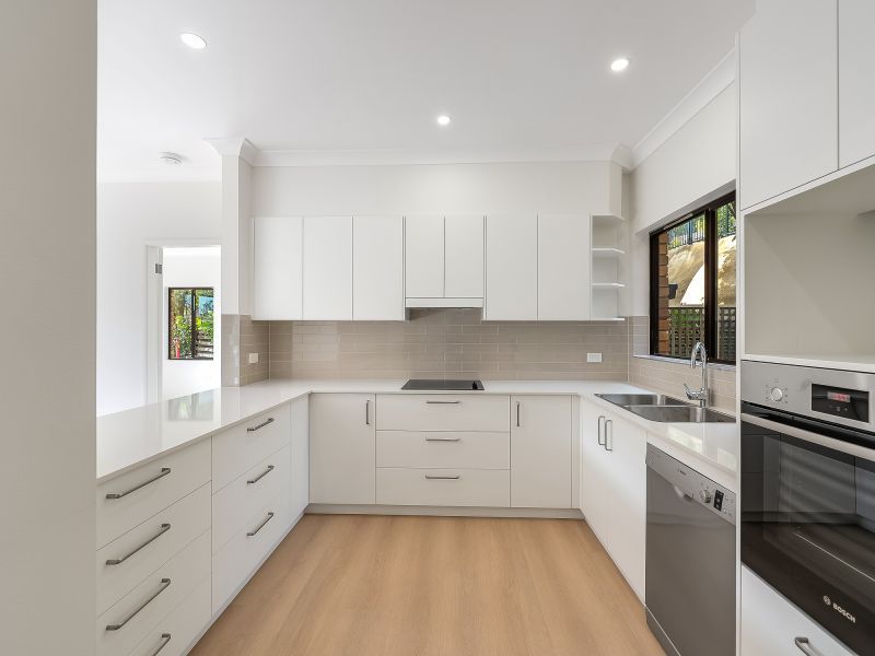 Spacious Garden Retreat Near Village Heart