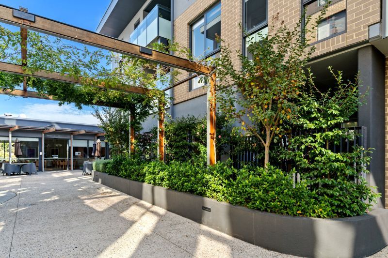 Apartment 40 Campbell Place - Retire in Style and Pets Welcome Too!