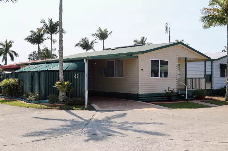 Noble Lakeside Park – Over 50’s Lifestyle Resort 