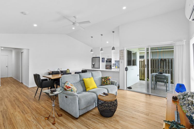 Million Dollar Views – No Back Neighbours!