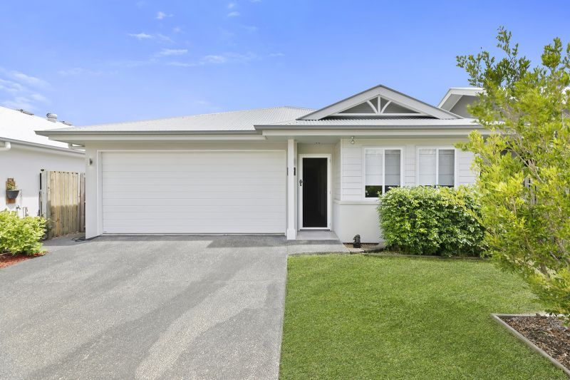Modern Home with Entertainer's Patio