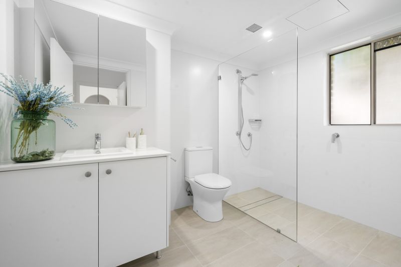 Light-filled villa with stunning bush view