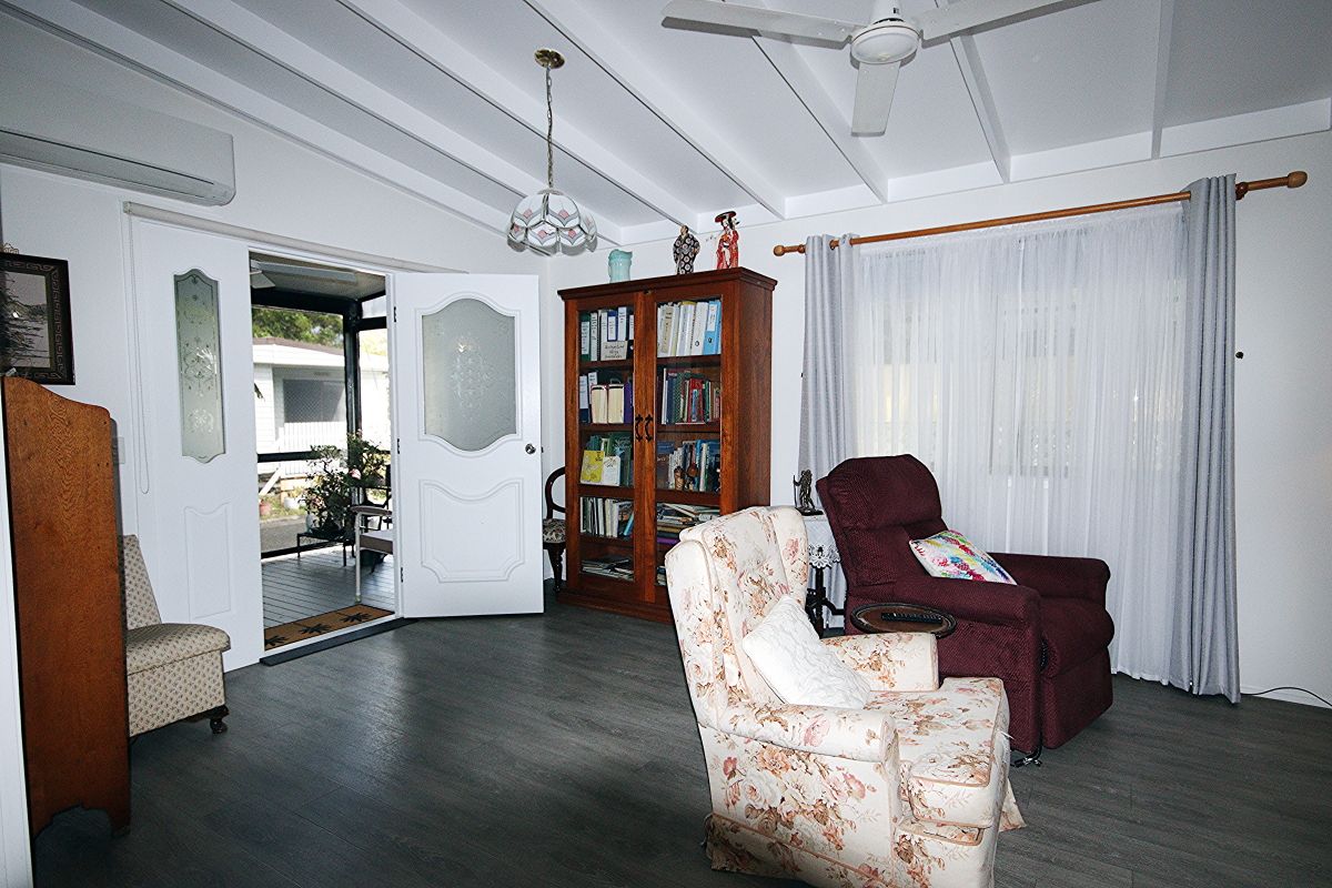 Tasman Holiday Resort - North Star, Over 50's Residential Park