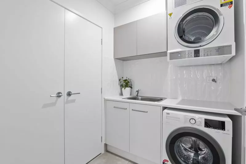 Effortless Living in the Heart of Halcyon Rise