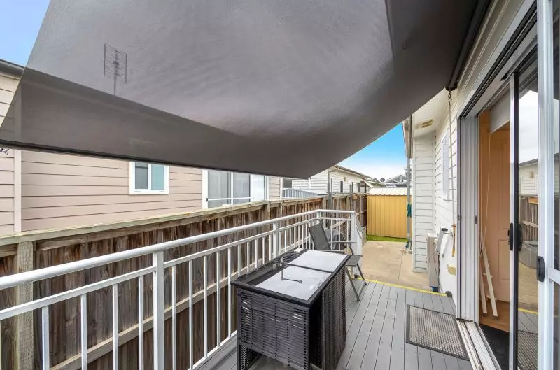 Easy, Community Living